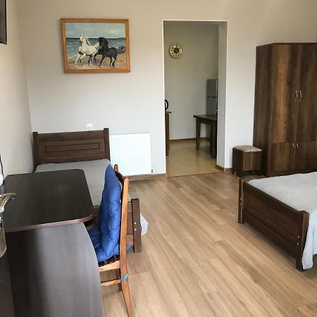 Guest House Eden Tbilisi Esterno foto