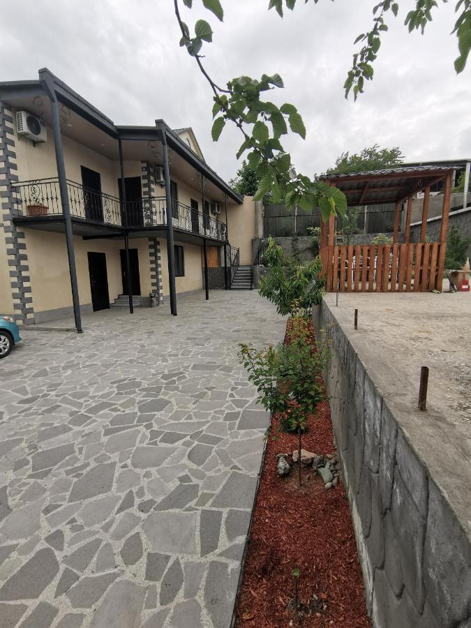 Guest House Eden Tbilisi Esterno foto
