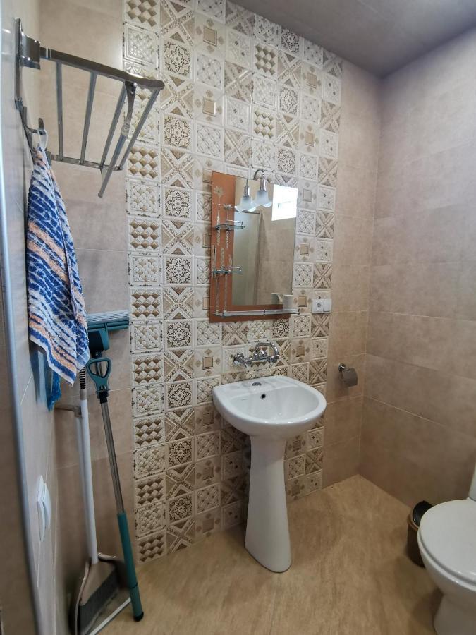 Guest House Eden Tbilisi Esterno foto