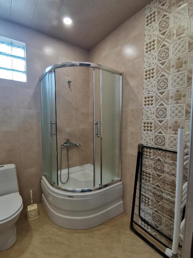 Guest House Eden Tbilisi Esterno foto